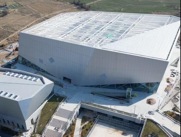 Guangde National Fitness Center selects Ruifeng Intelligent VT10 Line Array Speaker System
