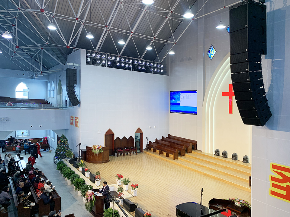 Listen the God sound--- RF audio provides sound reinforcement system for a Huai’an Christian Church